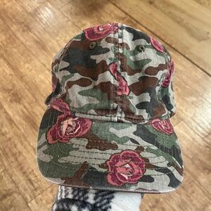 Y2K Floral women’s Camouflage Cap